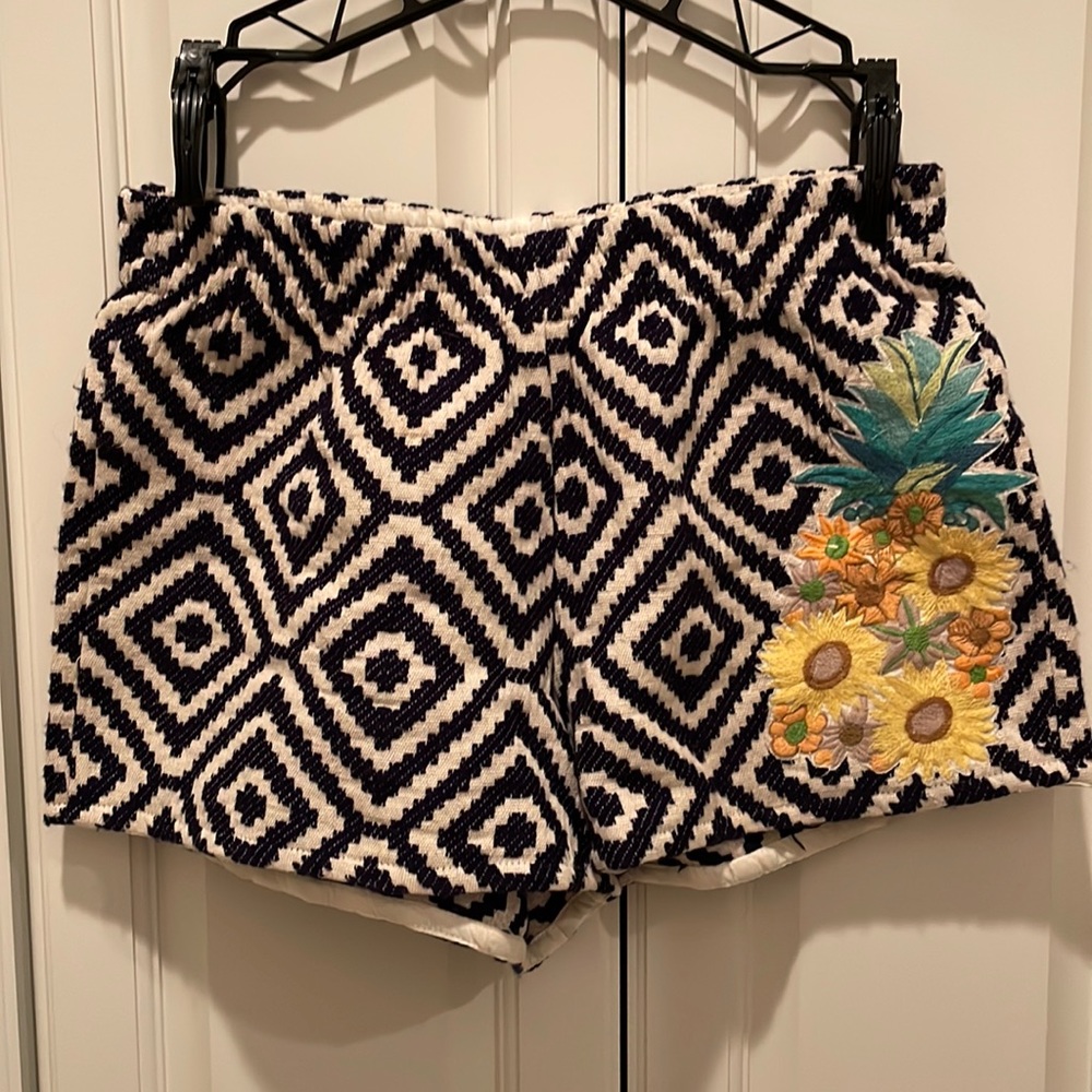 Judith March navy & cream embellished shorts